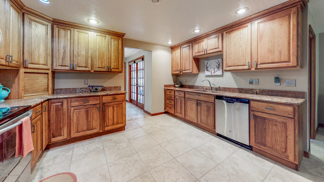 Photo of 2040 Benjamin Road