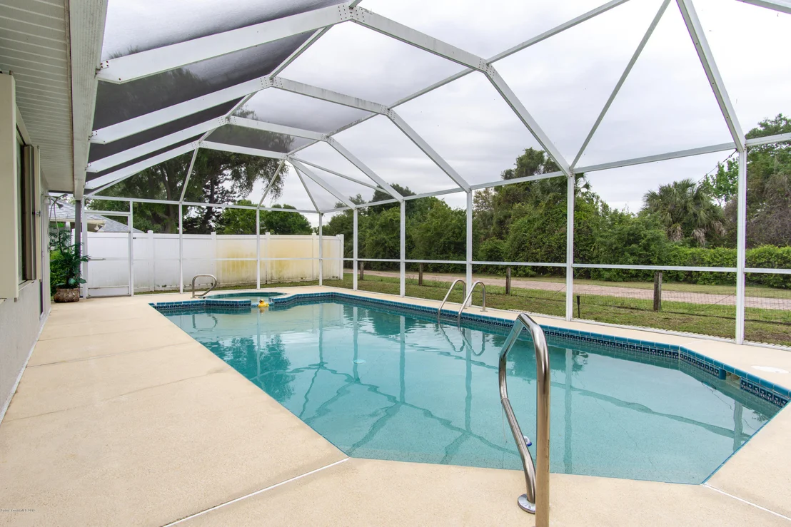 Photo of 1258 Winding Meadows Road