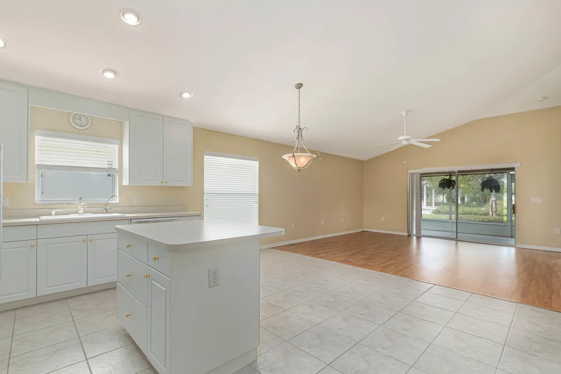 Photo of 6914 Renshaw Drive