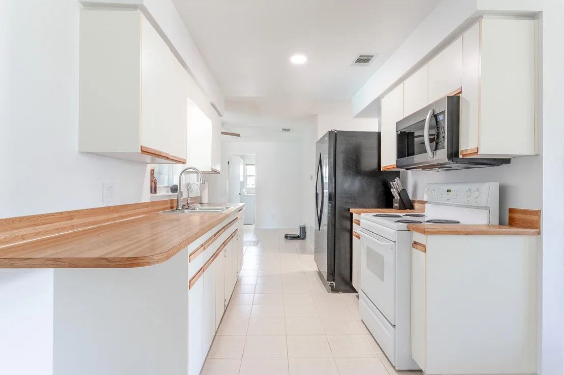 Photo of 2976 Matthew Drive