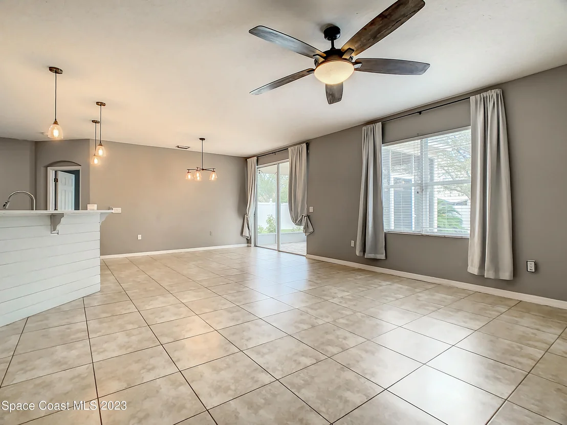 Photo of 324 Sedgewood Circle