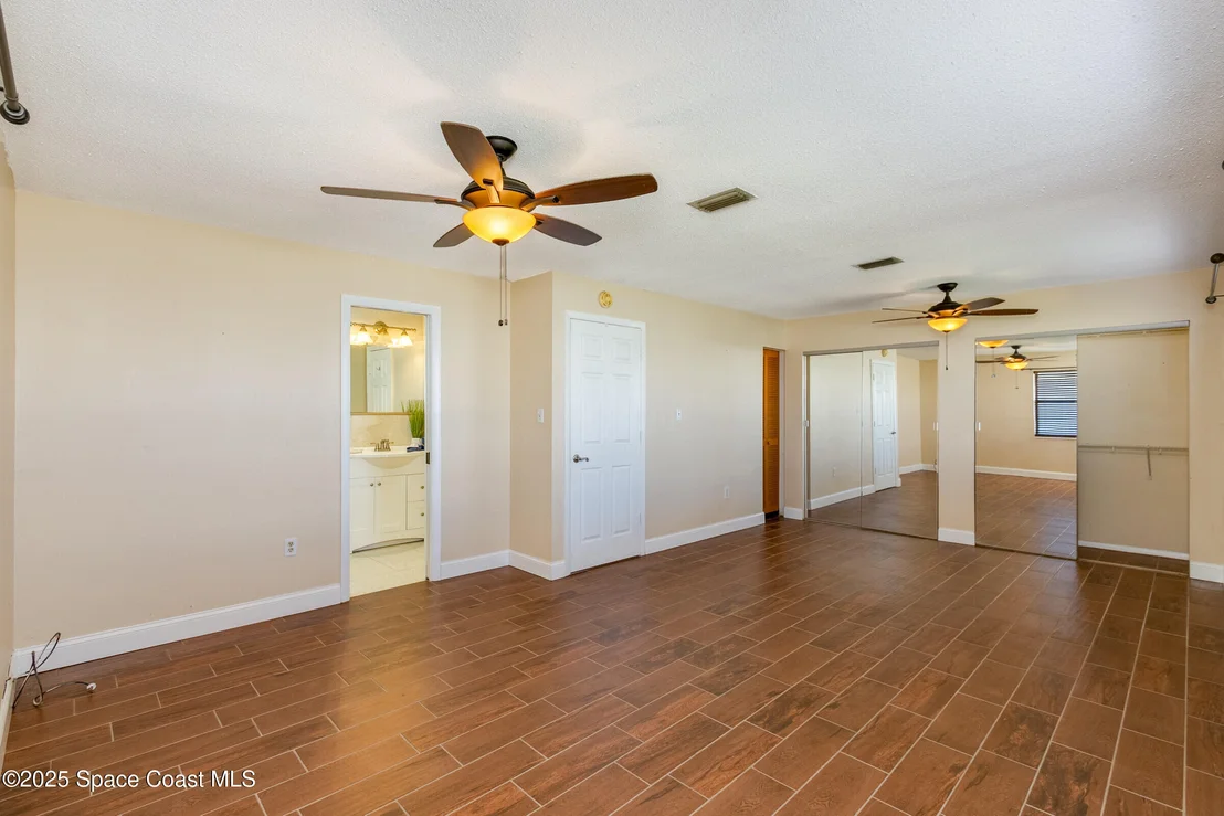 Photo of 403 Carmine Drive