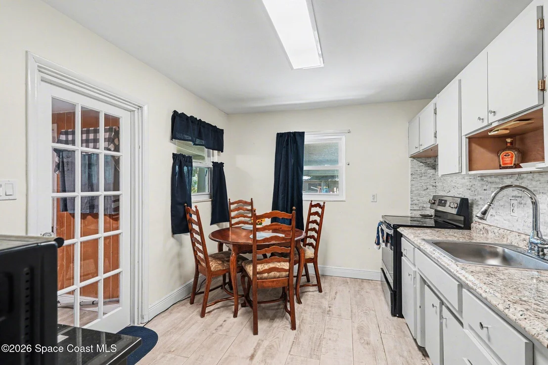 Photo of 2184 Dordon Drive