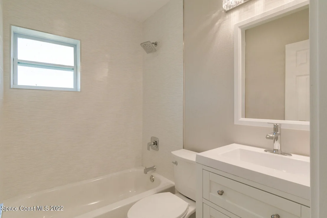 Photo of 2125 Palm Avenue
