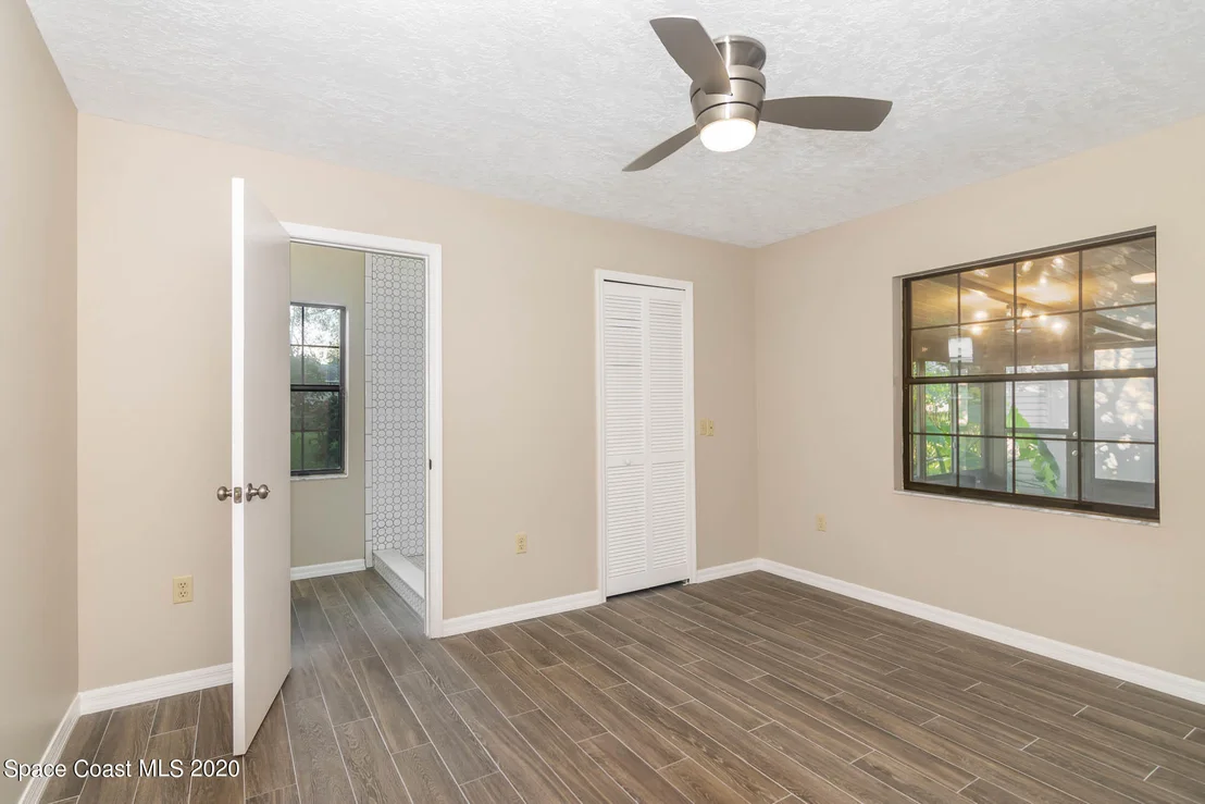Photo of 4448 Alfred Street