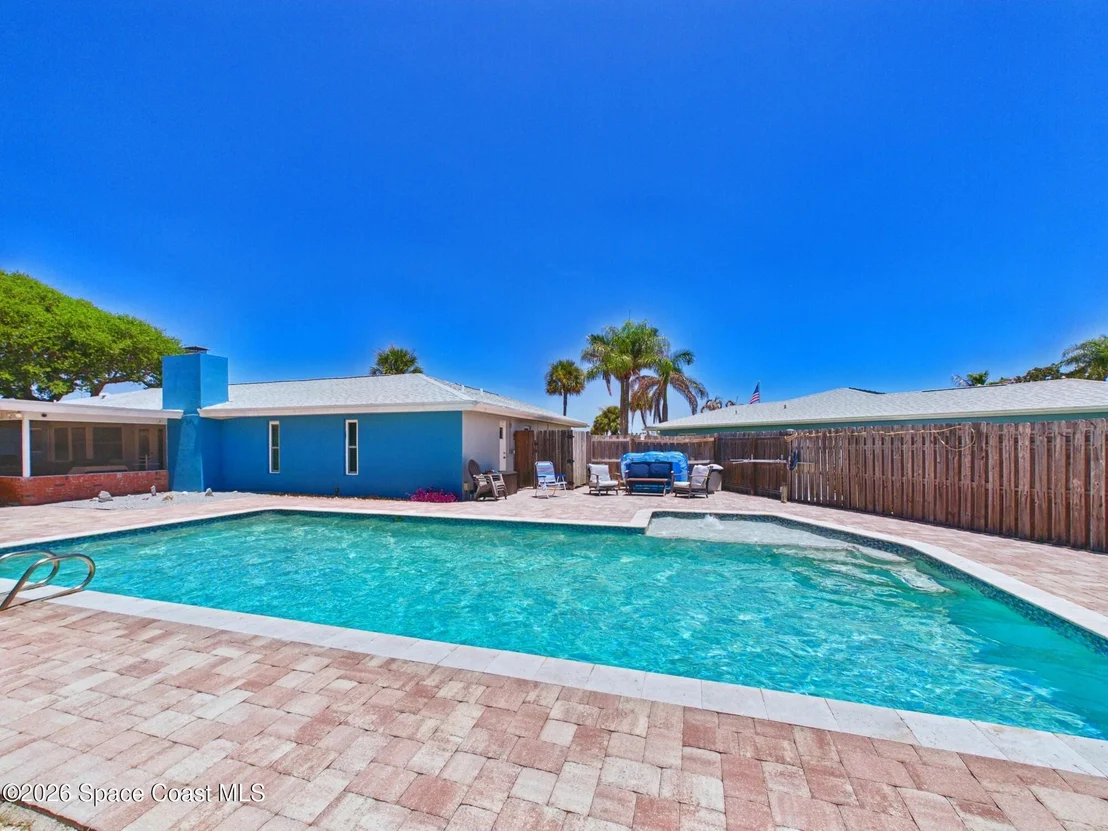 Photo of 645 Kingston Circle