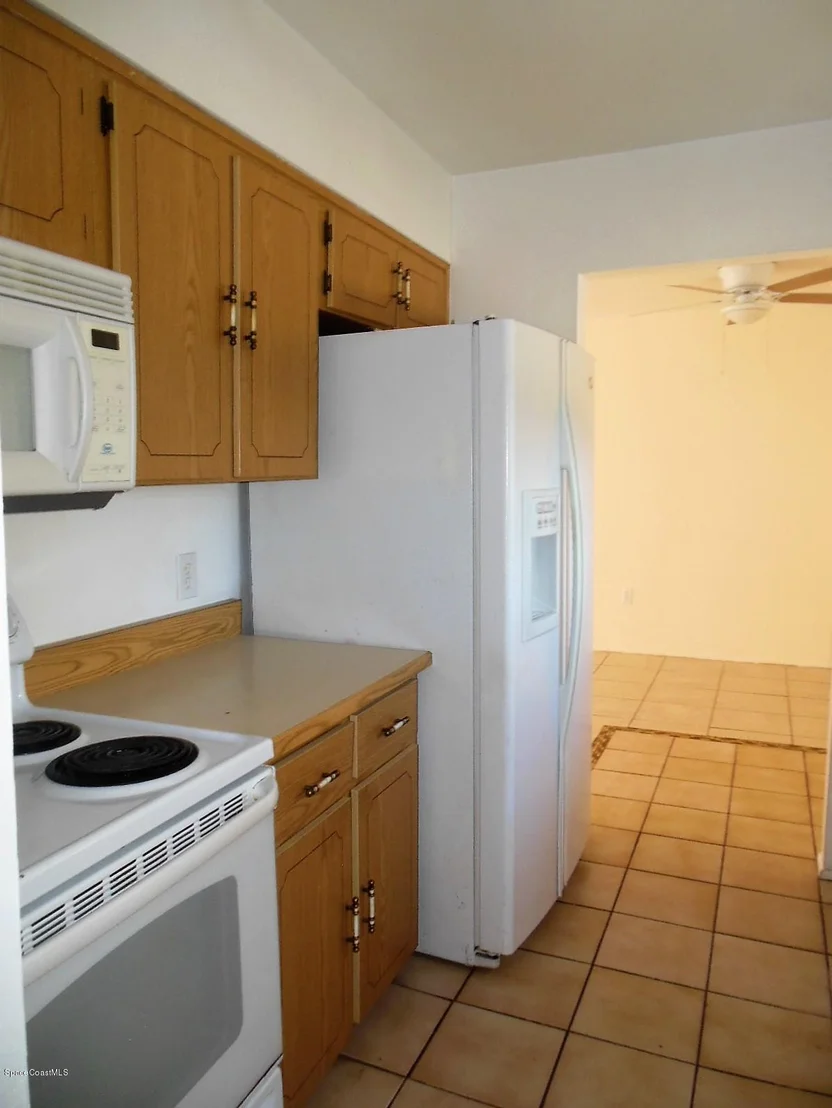 Photo of 2232 Flower Tree Circle