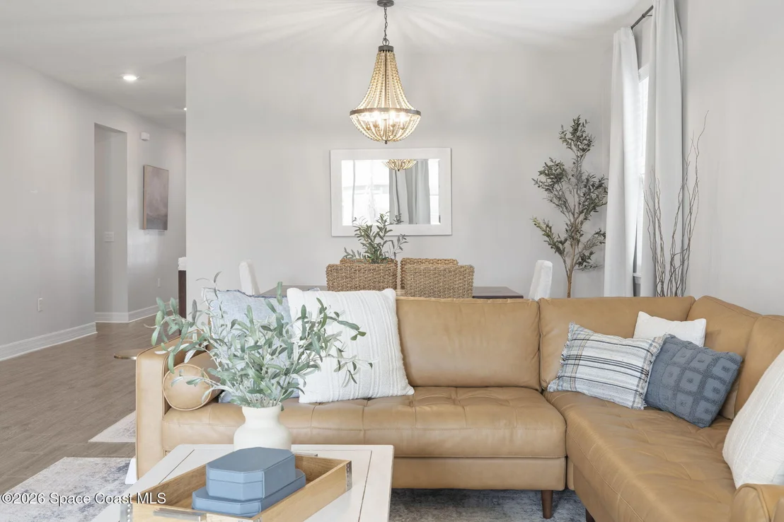 Photo of 975 Potenza Drive
