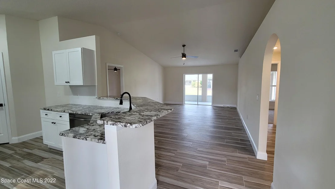 Photo of 2111 Spring Creek Circle NE