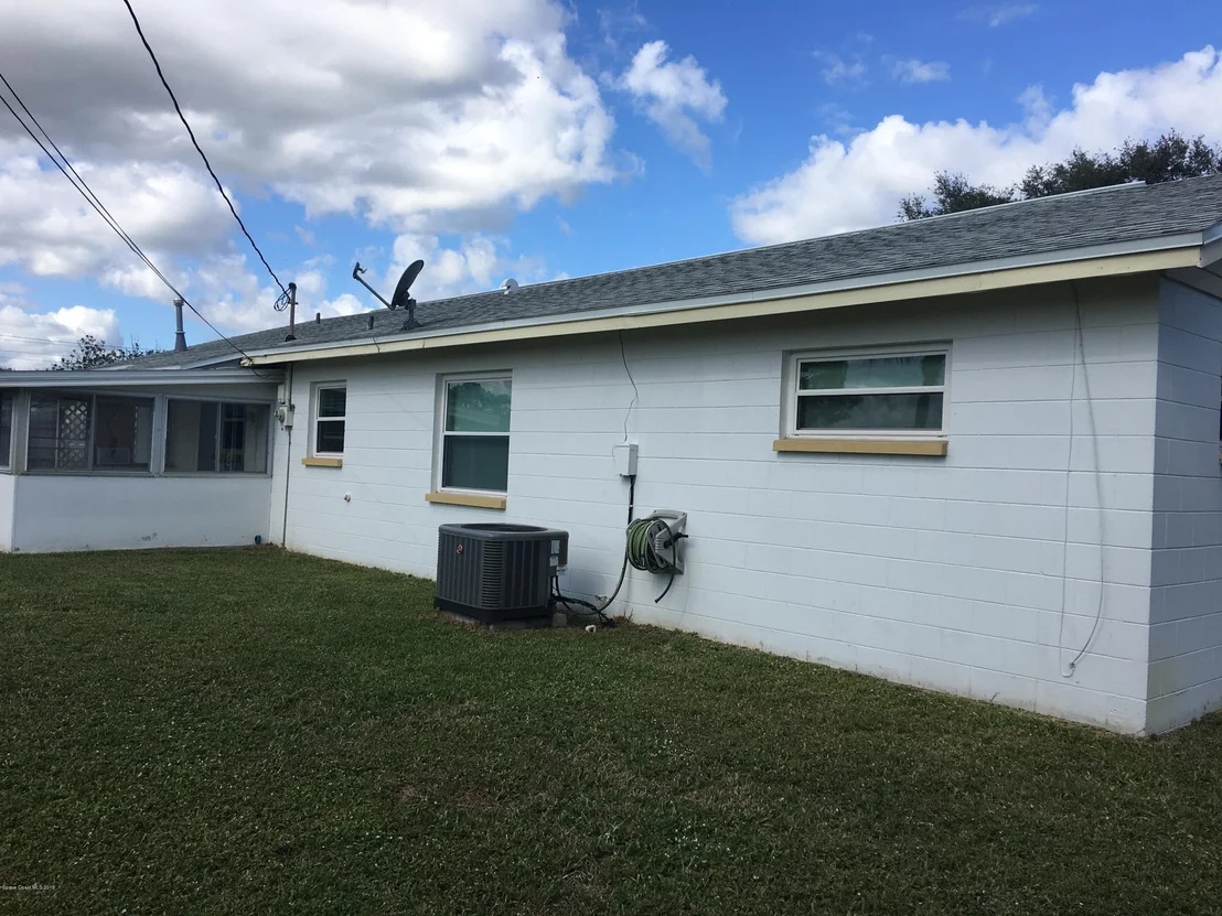 Photo of 987 Sarazen Drive