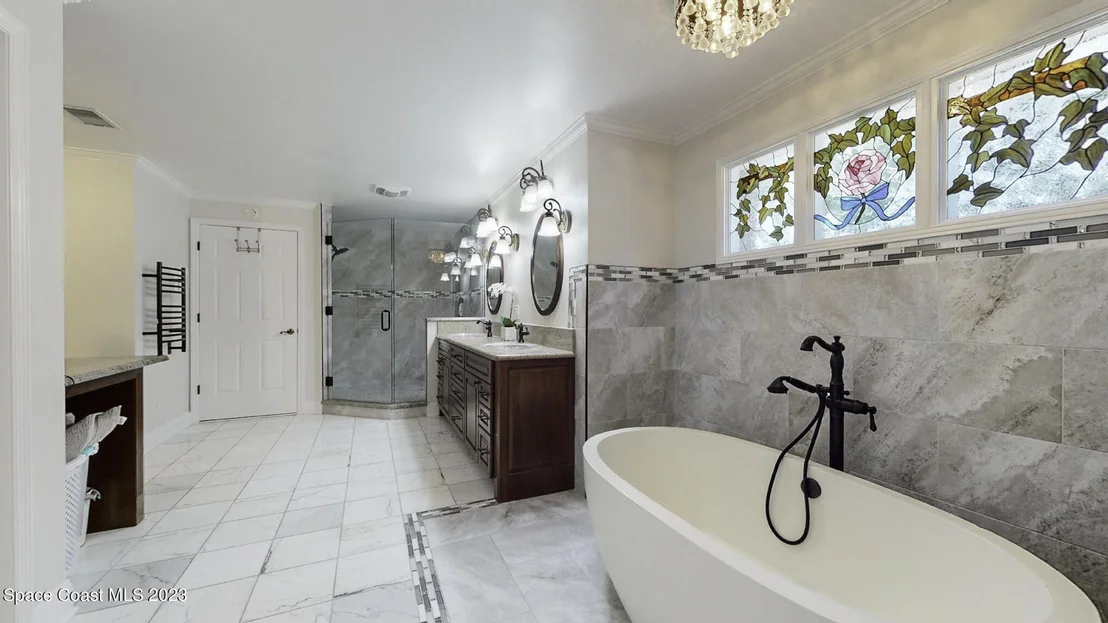 Photo of 607 Woodbridge Drive