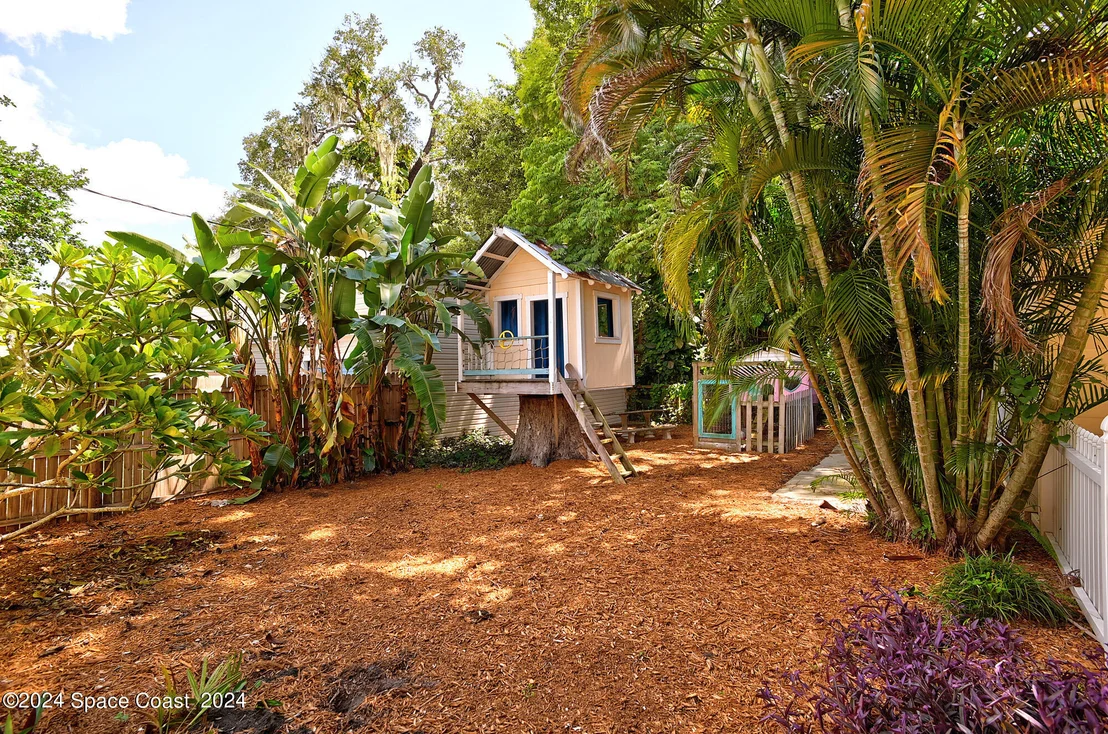Photo of 23 Barton Avenue