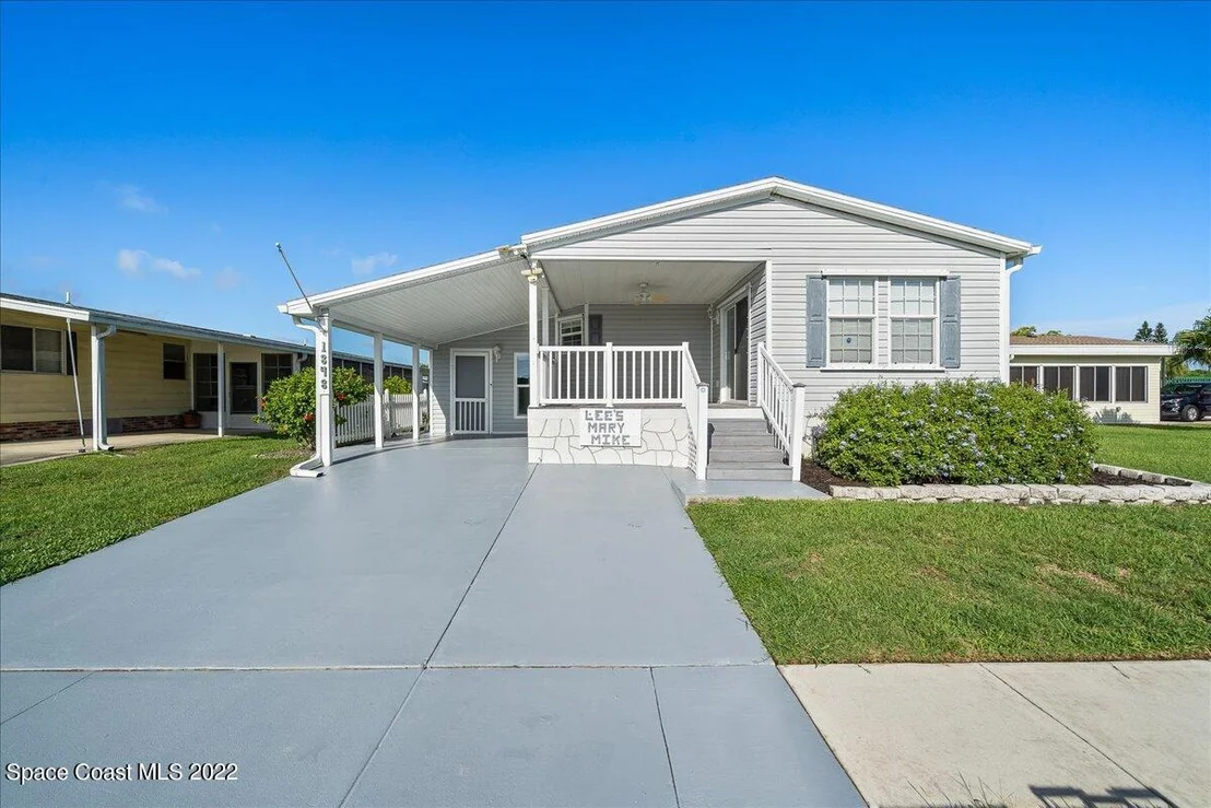 Photo of 1848 Coco Plum Street NE