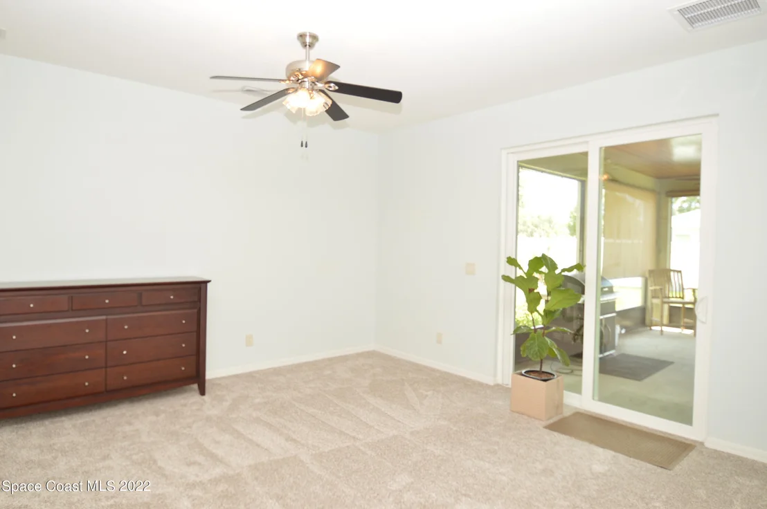 Photo of 725 Triple Crown Lane