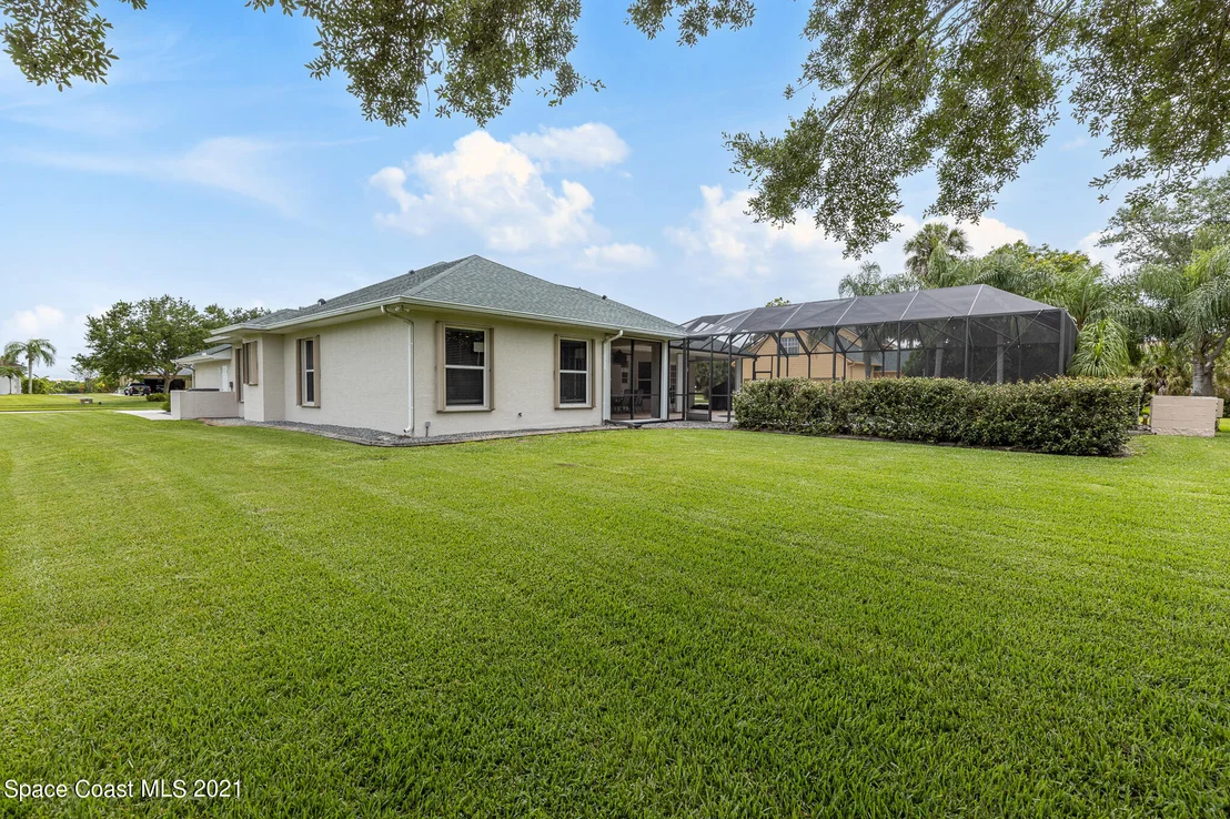 Photo of 1220 Tuckaway Drive