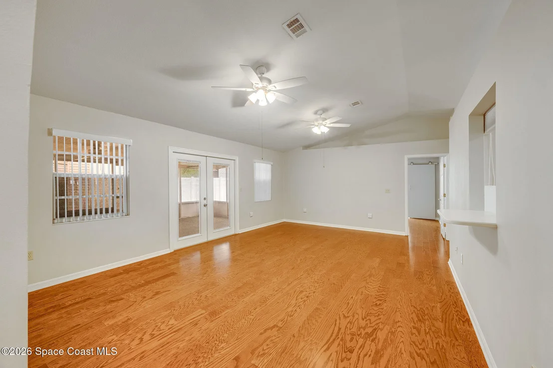Photo of 5601 Banos Avenue