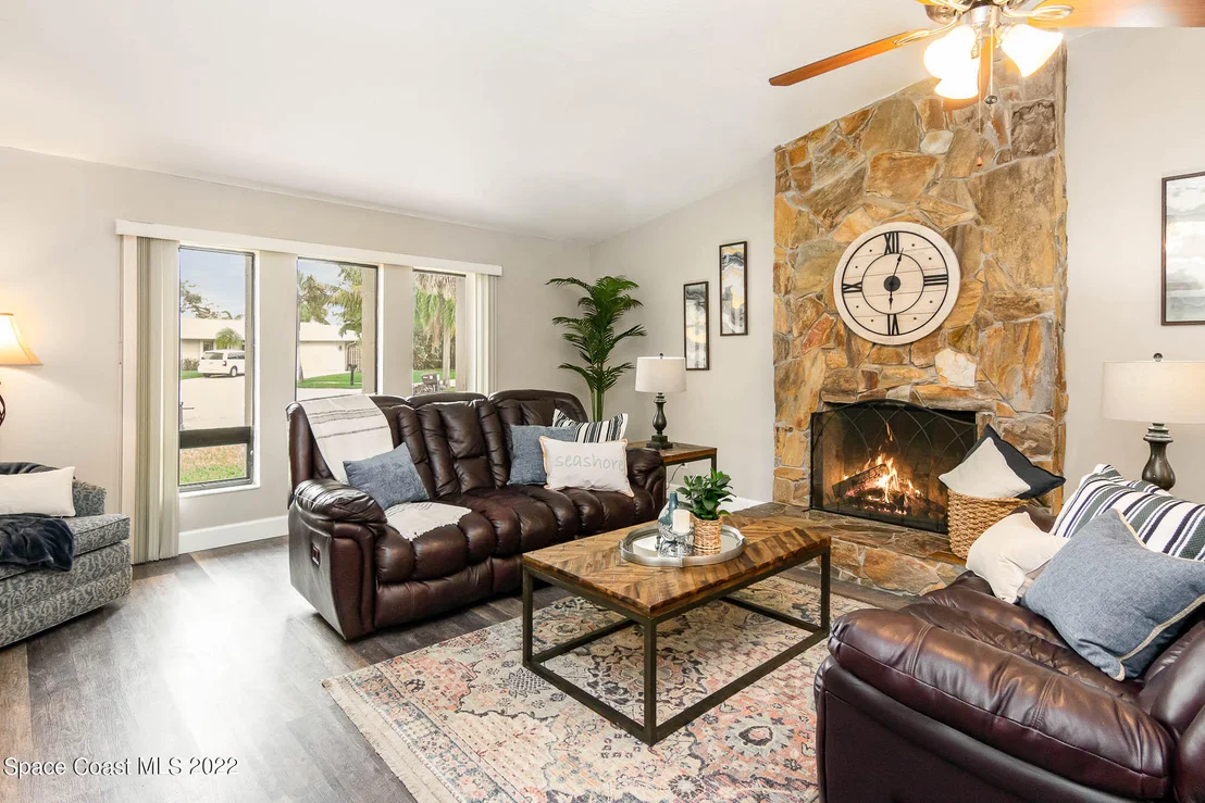 Photo of 375 Rio Lane