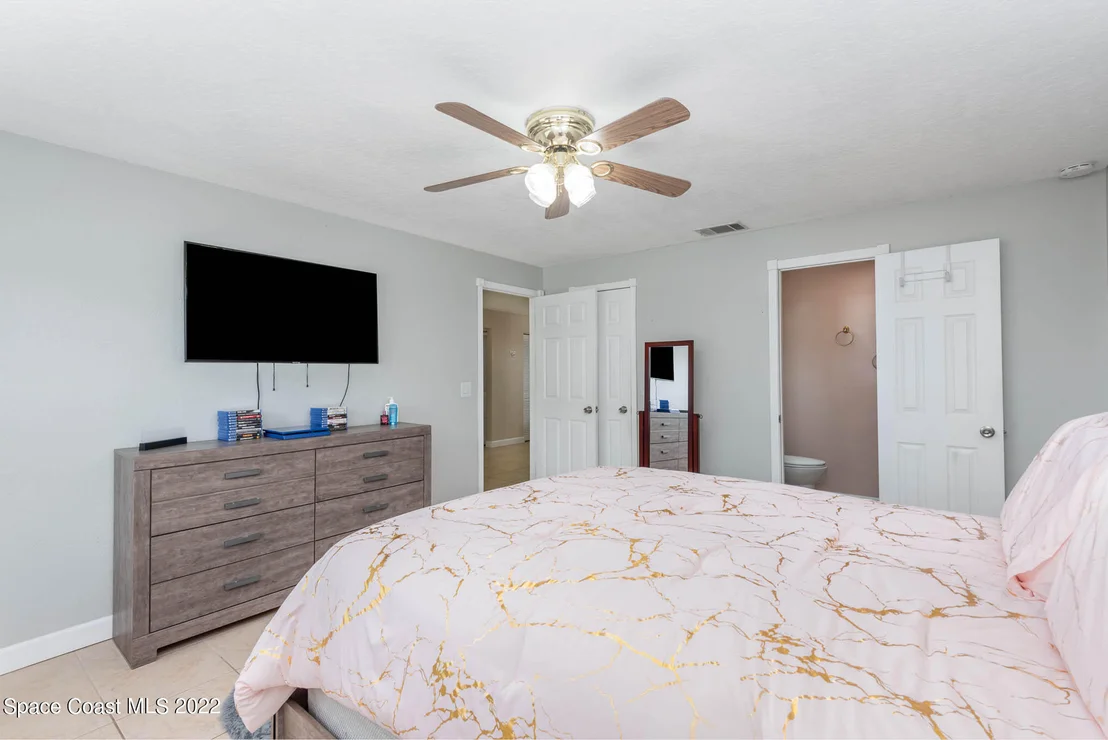 Photo of 2149 Circlewood Drive