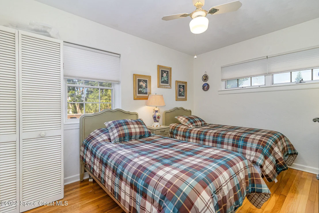 Photo of 54 Burlington Avenue