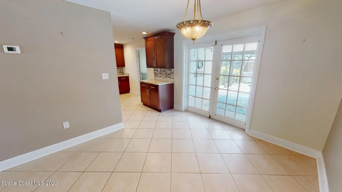 Photo of 1457 Albert Drive