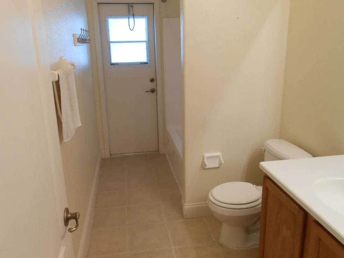 Photo of 1490 Bridgeport Circle