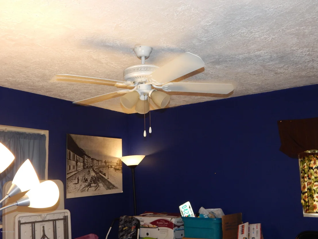 Photo of 811 Bianca Drive NE