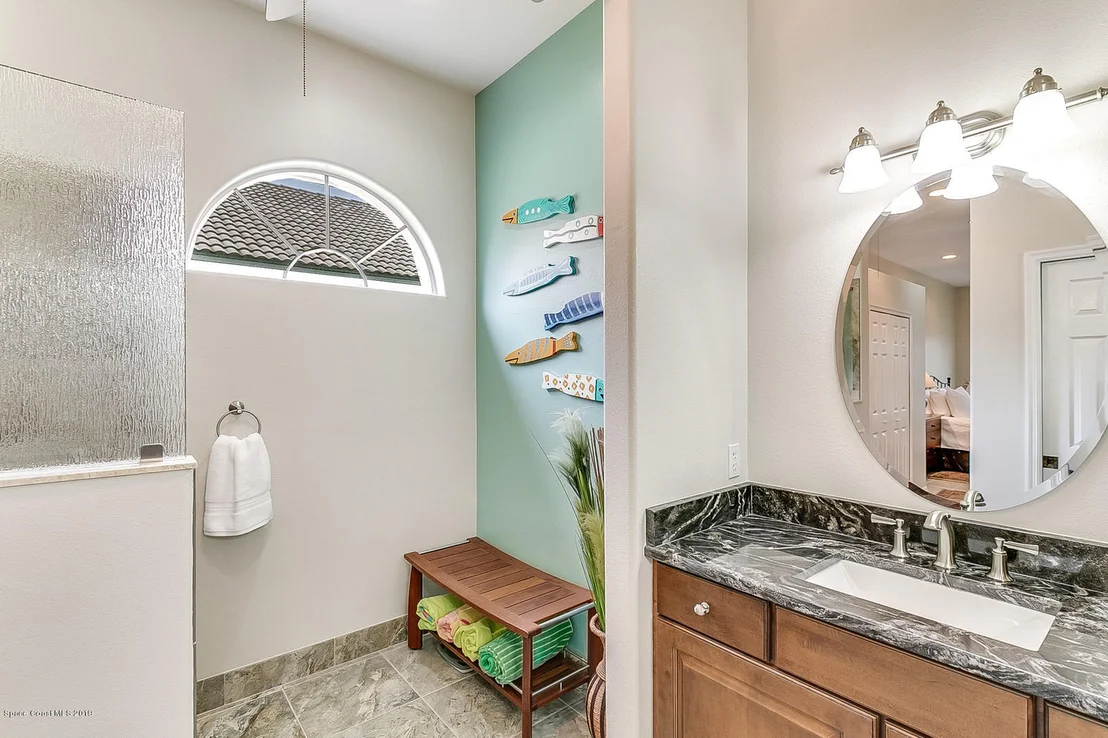 Photo of 925 Palm Brook Drive