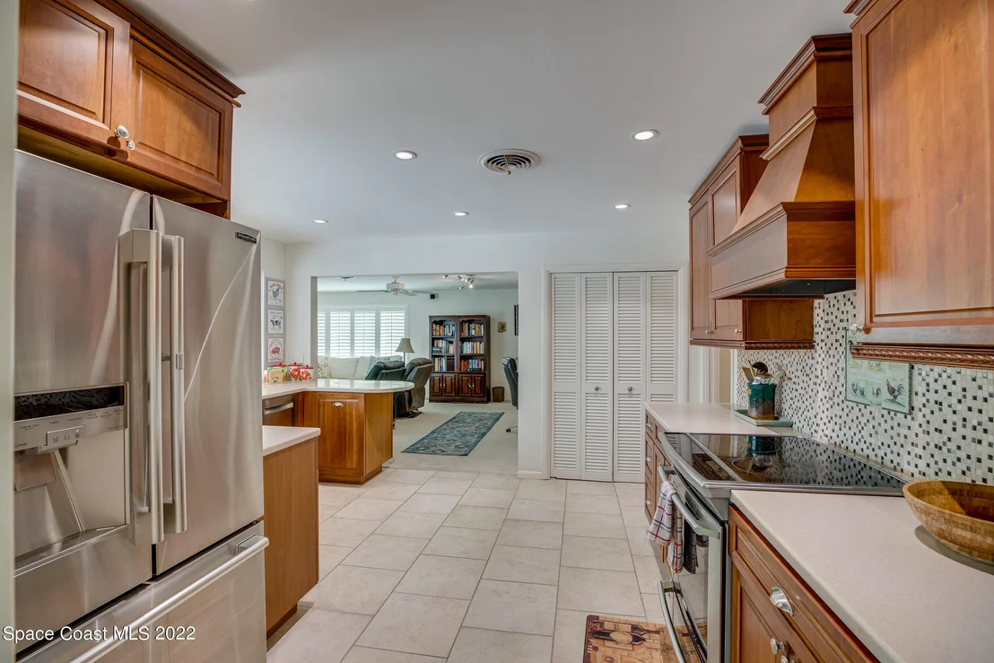 Photo of 685 Glenview Terrace