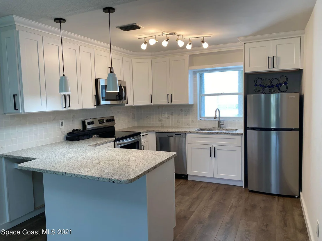 Photo of Unit 4B at 2500 Eagle Dr