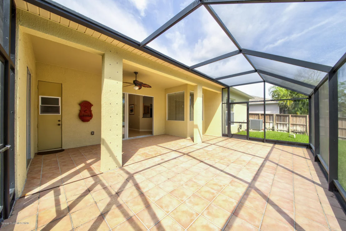 Photo of 4698 Alamanda Drive