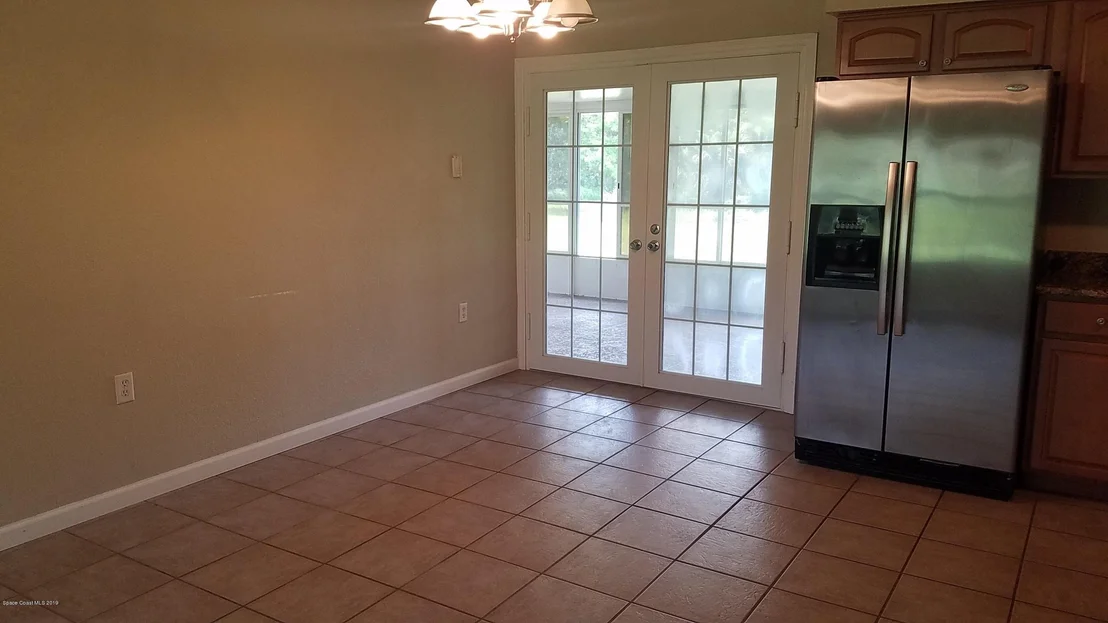 Photo of 2525 Malabar Road