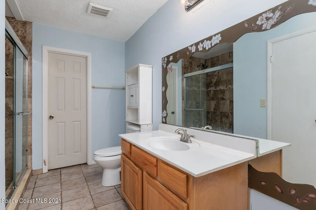 Photo of 2824 School Drive NE