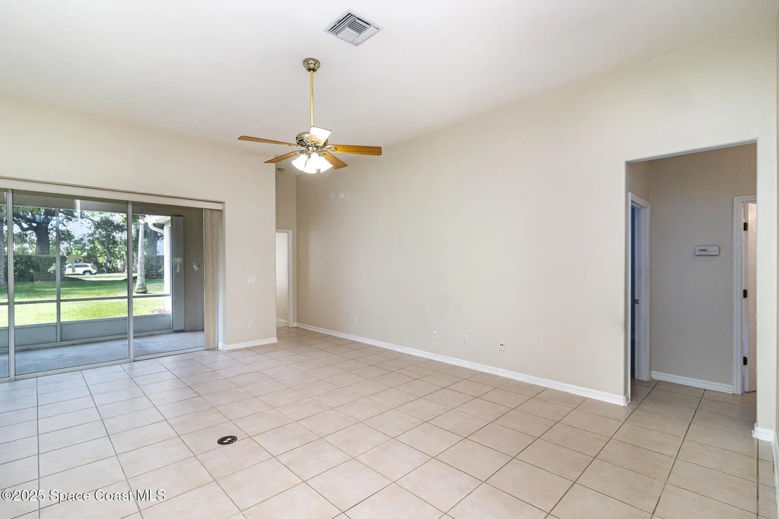 Photo of 927 Wimbledon Drive
