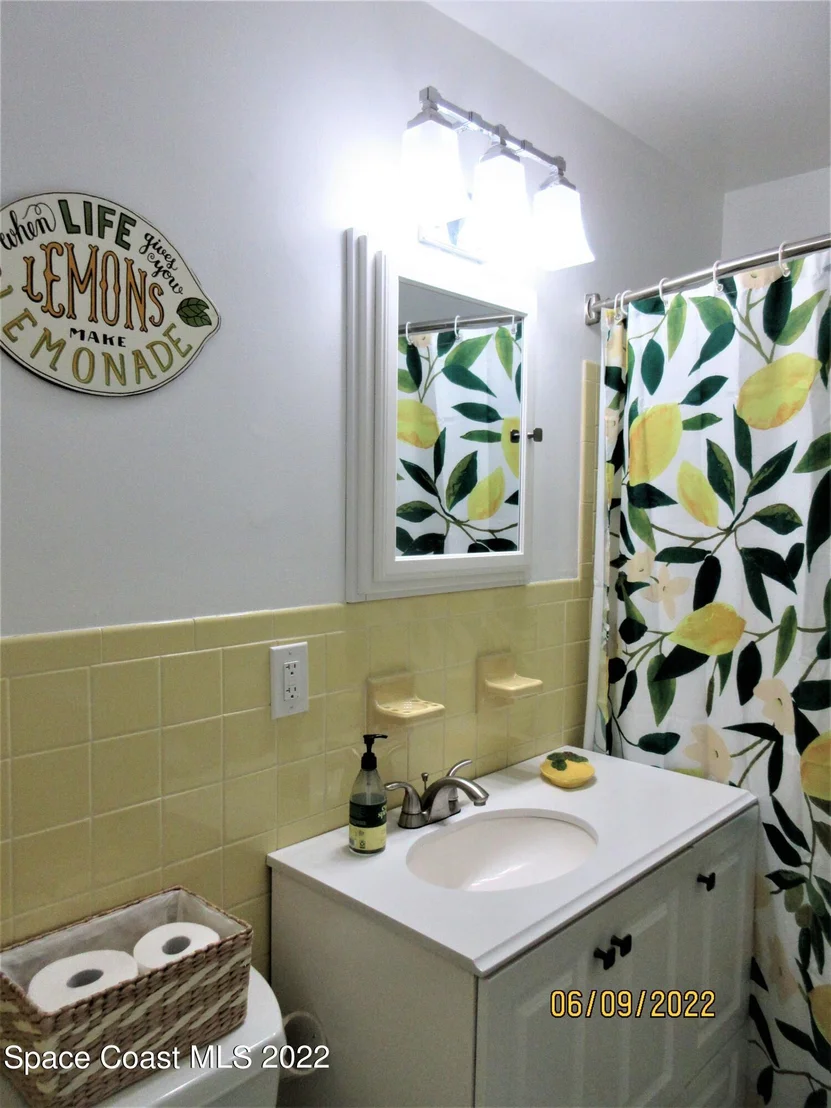 Photo of 2547 Locksley Road