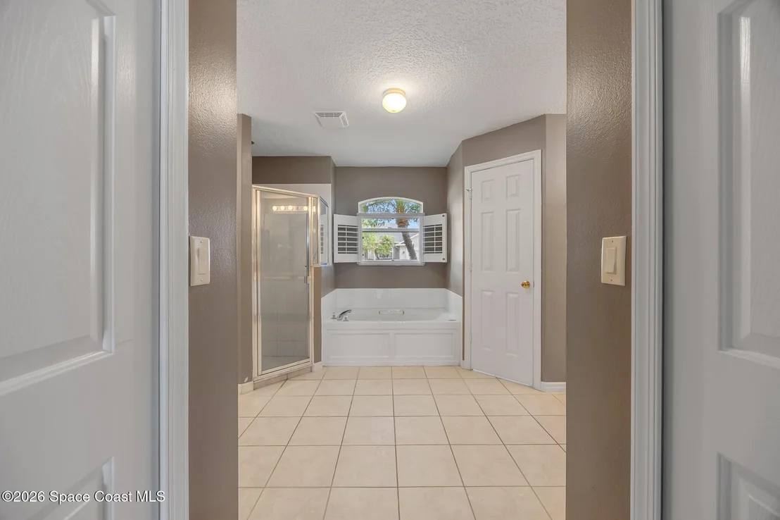 Photo of 2425 Tuscarora Court