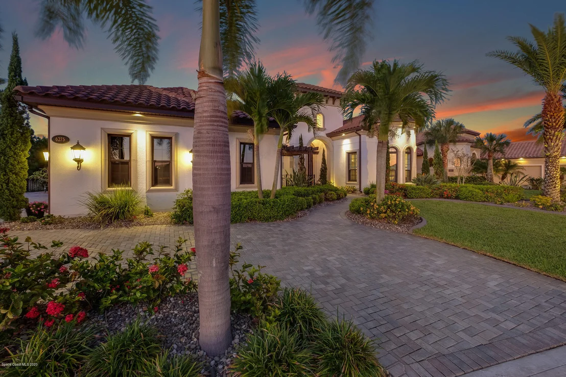 Photo of 6275 Arroyo Drive