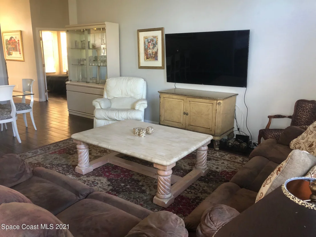 Photo of 4630 Portage Trail