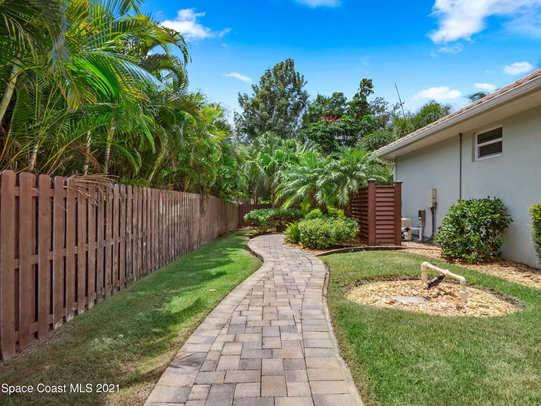 Photo of 357 Southampton Drive