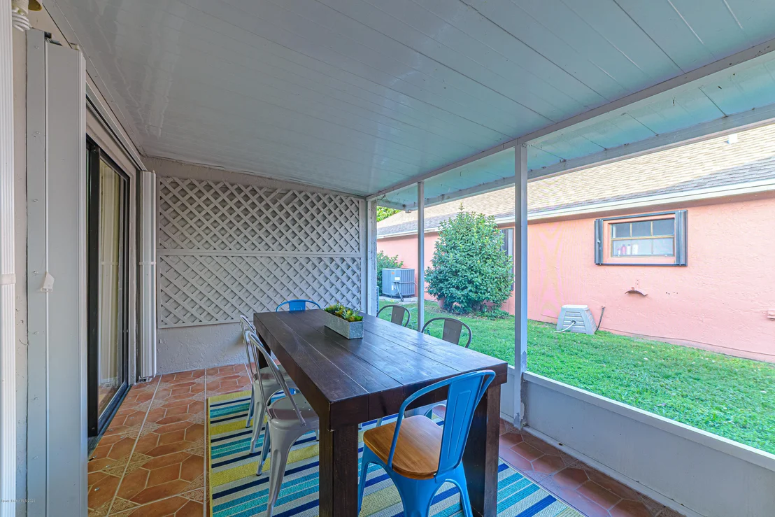 Photo of 1035 Park Ridge Place