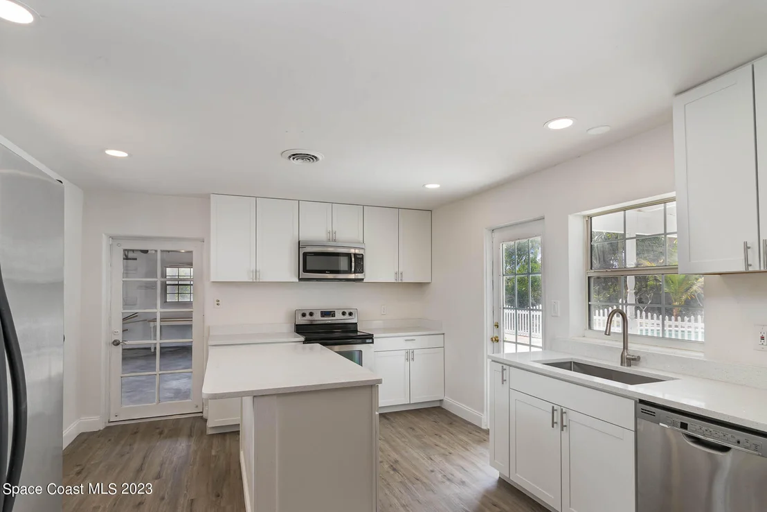 Photo of 2344 Shenandoah Road