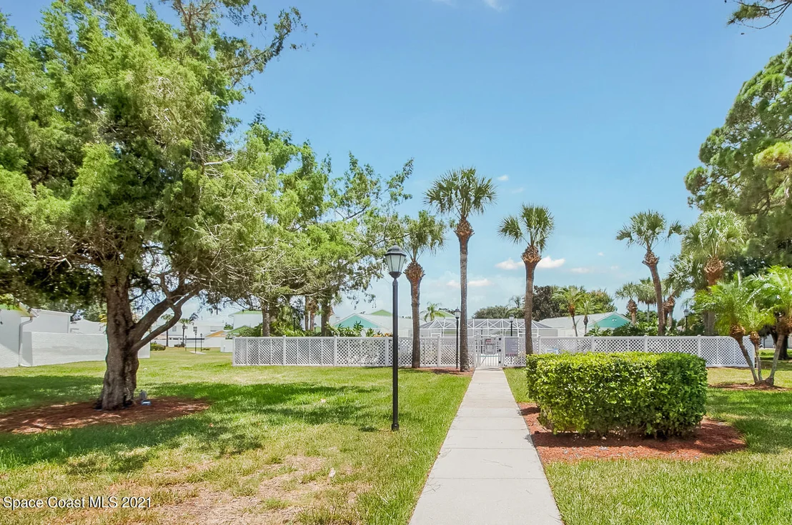 Photo of 849 Villa Drive