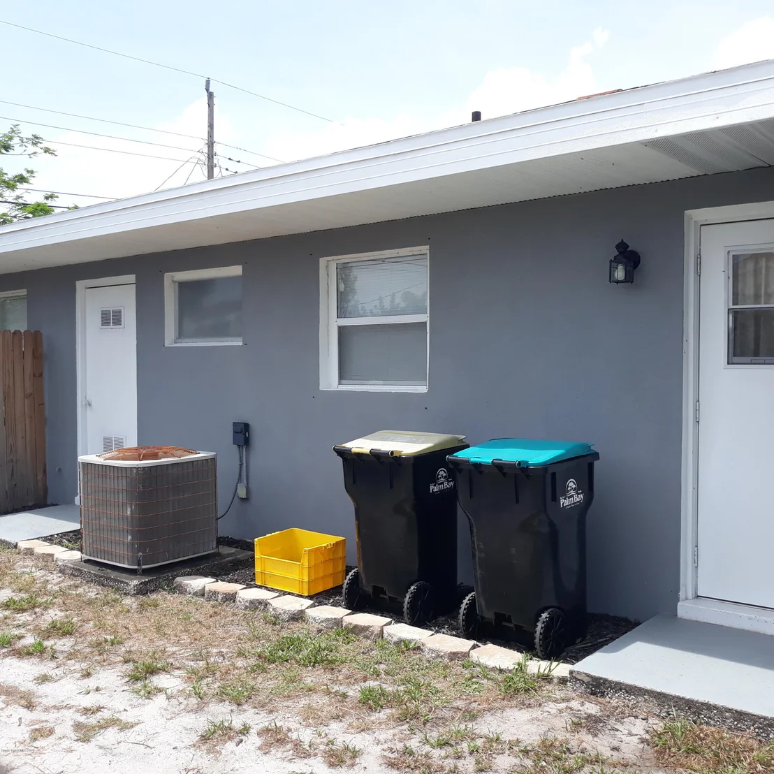 Photo of 954 Darwin Lane NE