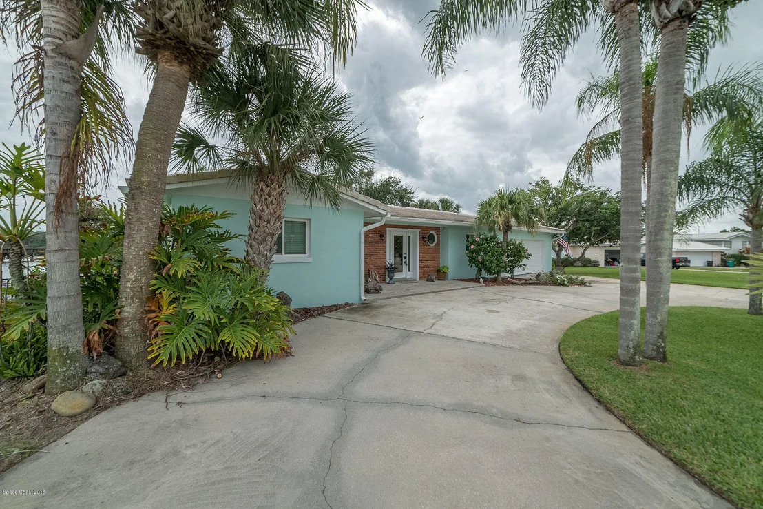 Photo of 1131 Rivermont Drive