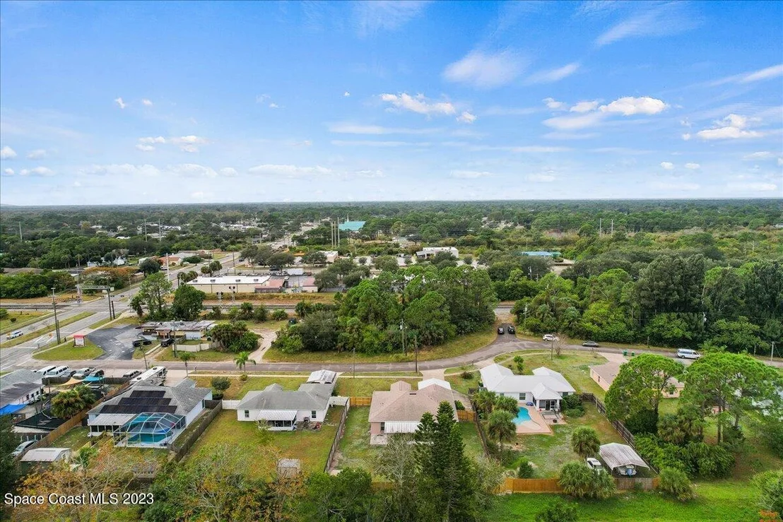 Photo of 545 Arabella Lane