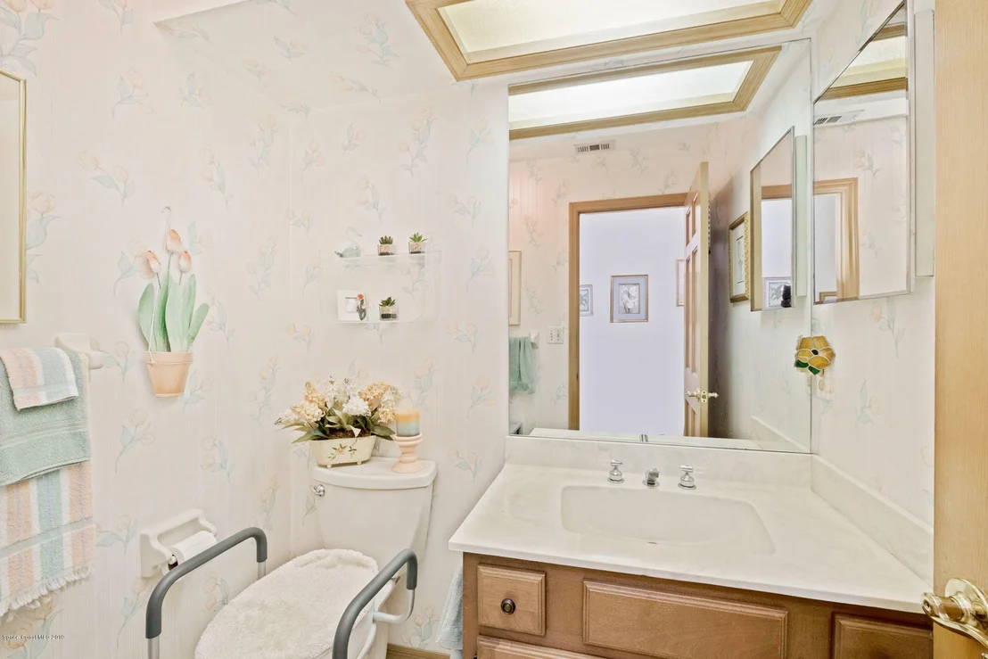Photo of 561 Crystal Lake Drive