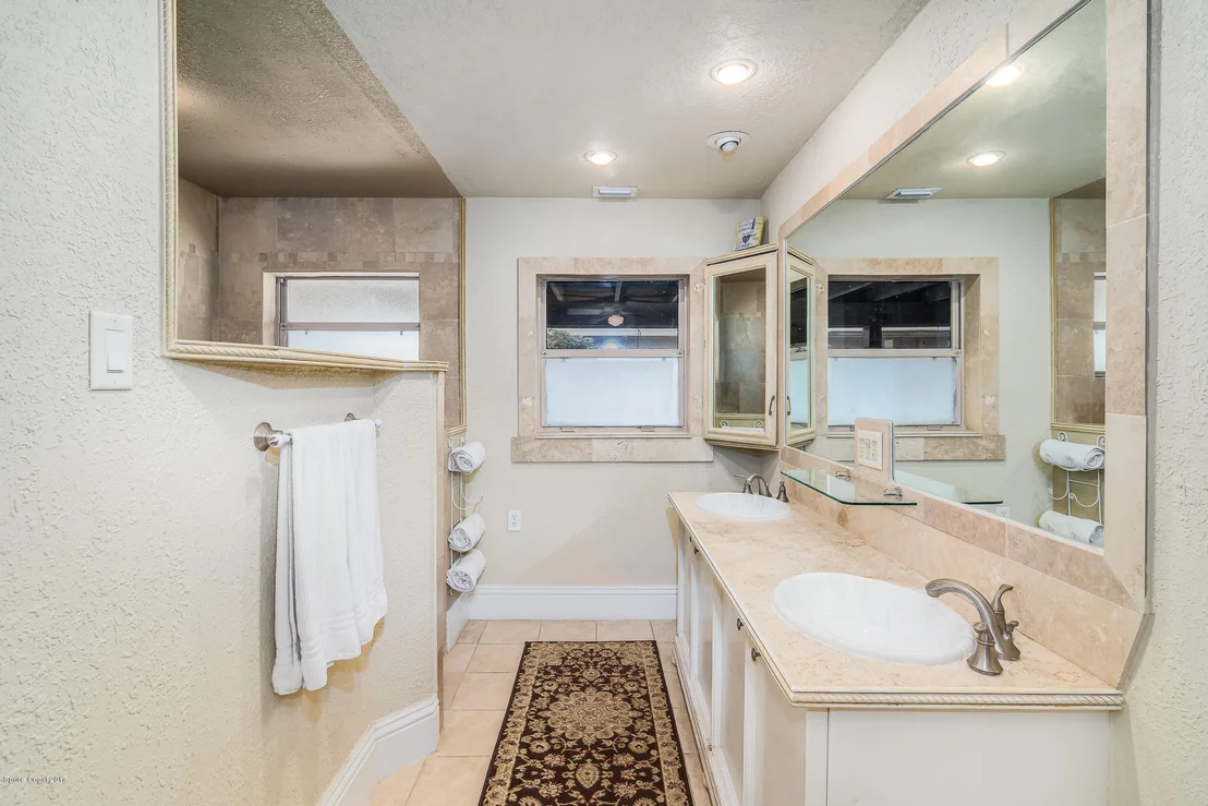 Photo of 406 Rosedale Drive