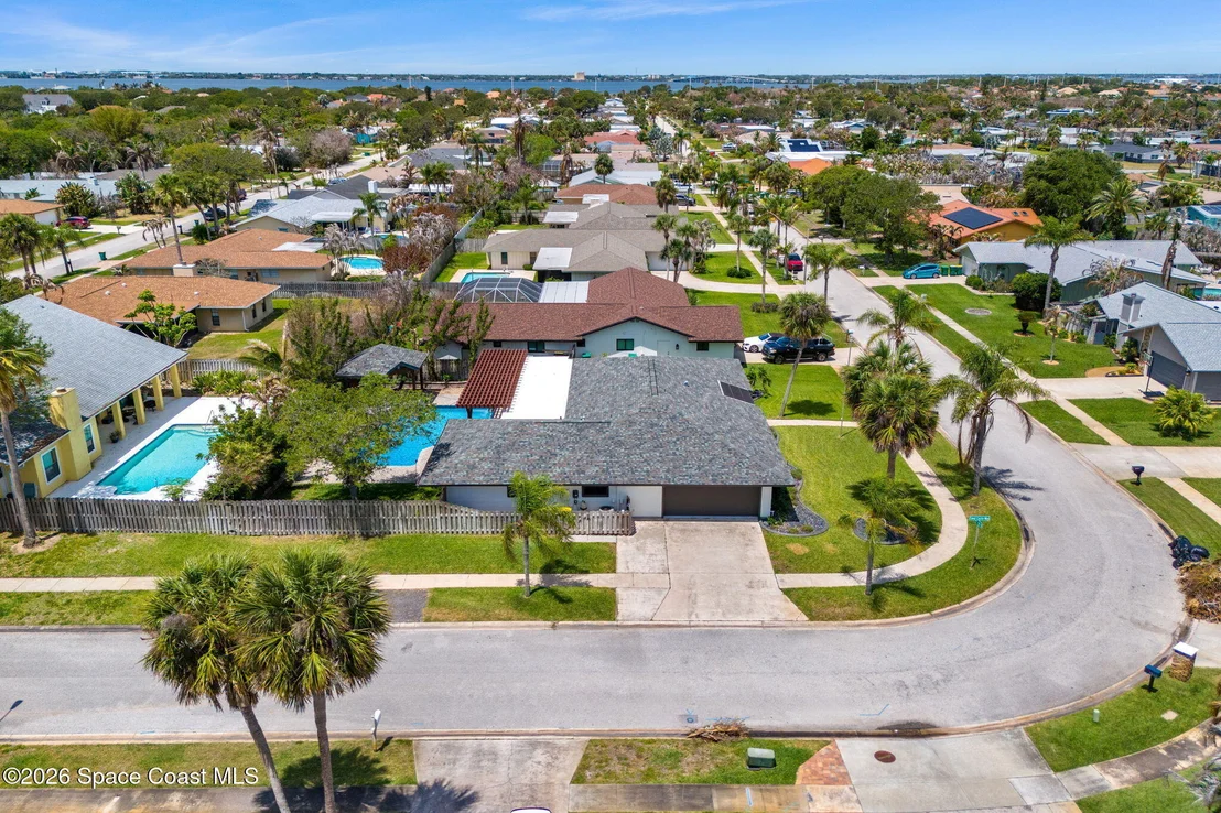 Photo of 127 Sand Pine Road