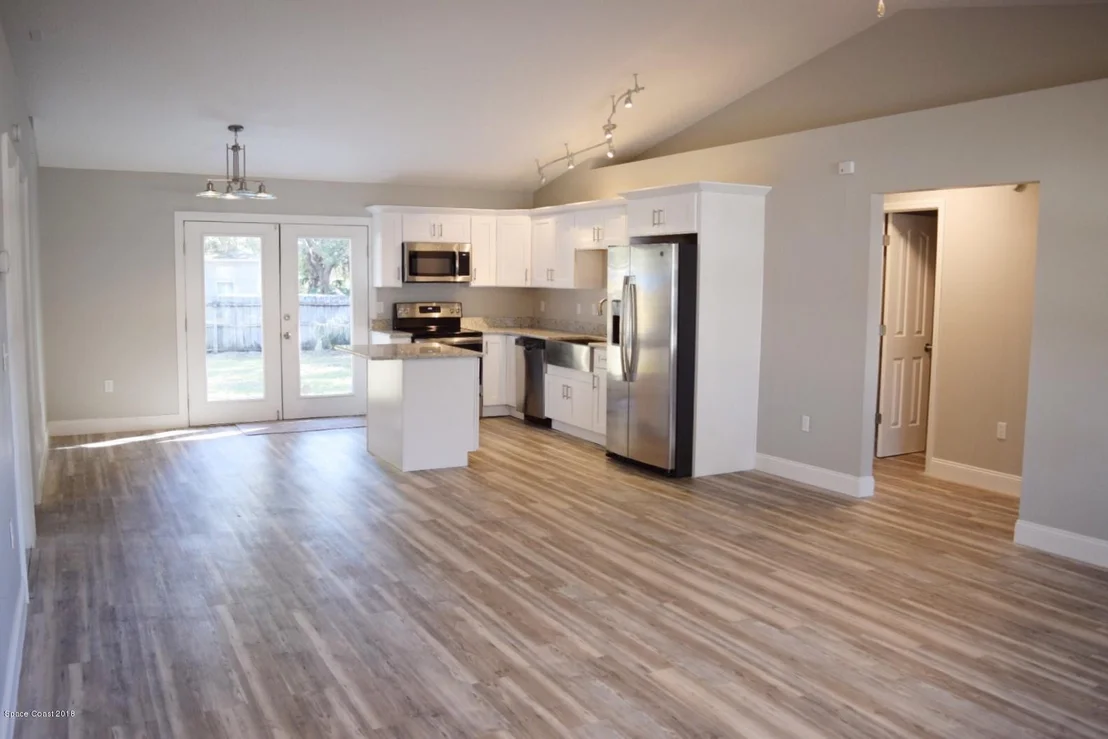 Photo of 6175 Degan Road