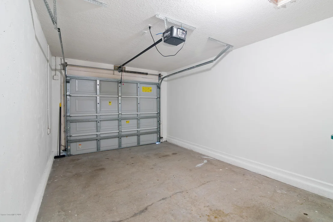 Photo of Unit 103 at 835 Luminary Circle