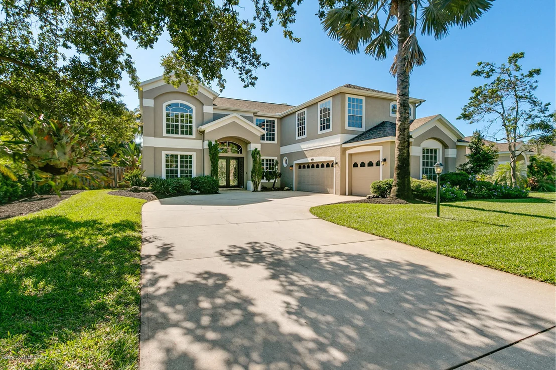 Photo of 5905 Newbury Circle